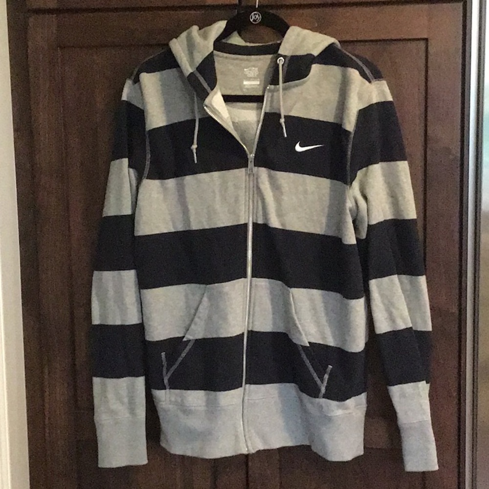NWOT Men’s Large Nike Zip Jacket